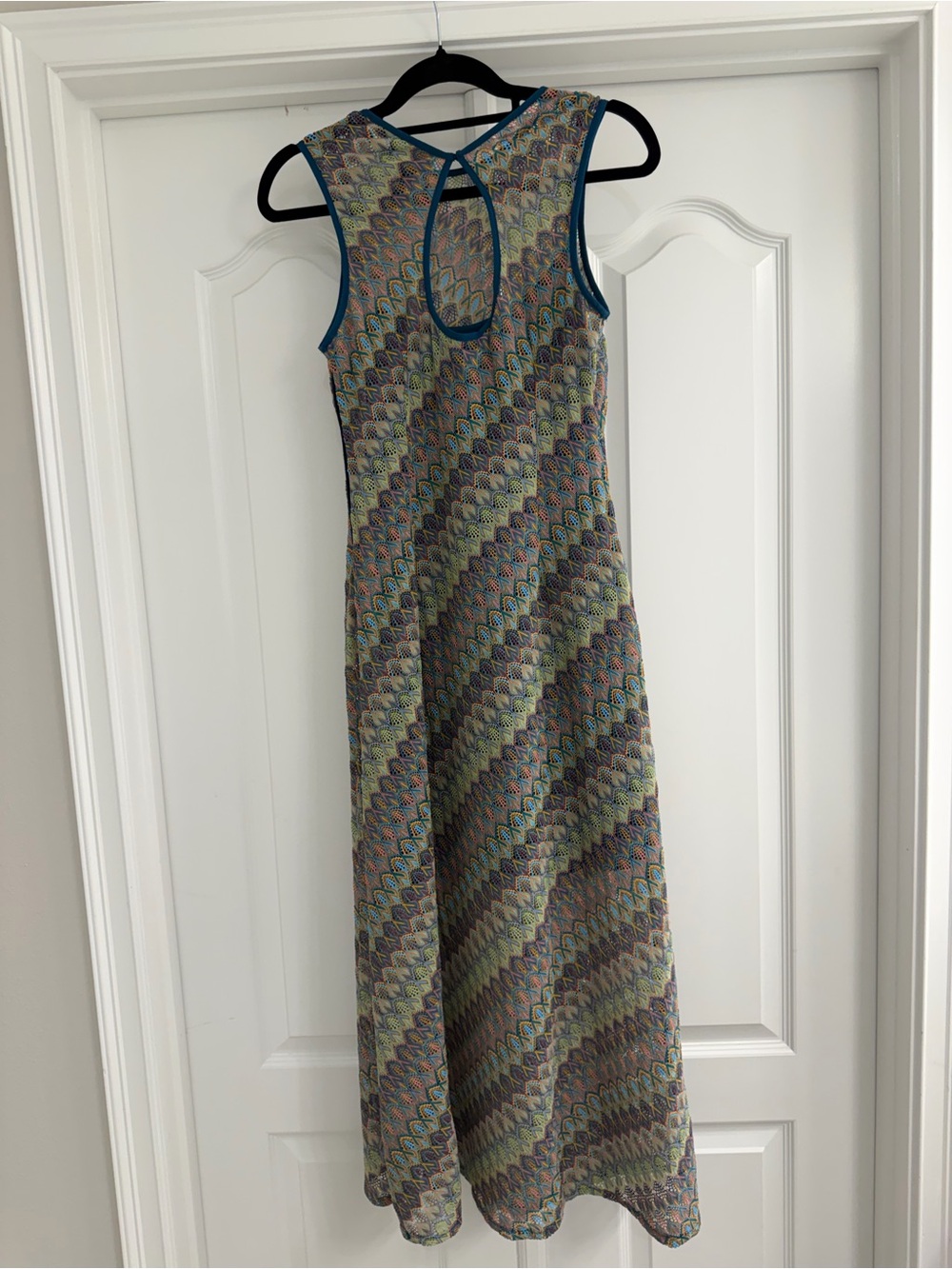 ✅ Donna Morgan Sleeveless Maxi Dress in Teal and Multicolor Wave Print size 4 - Picture 3 of 14